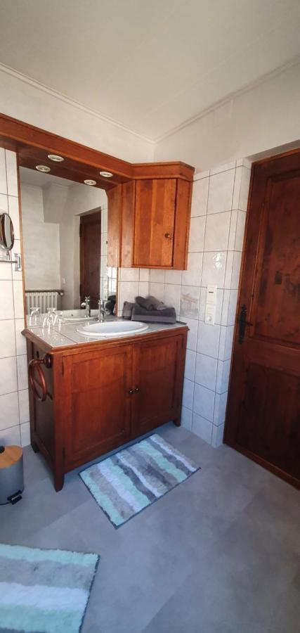 Au Chambellan Panzió Ay-Champagne Kültér fotó